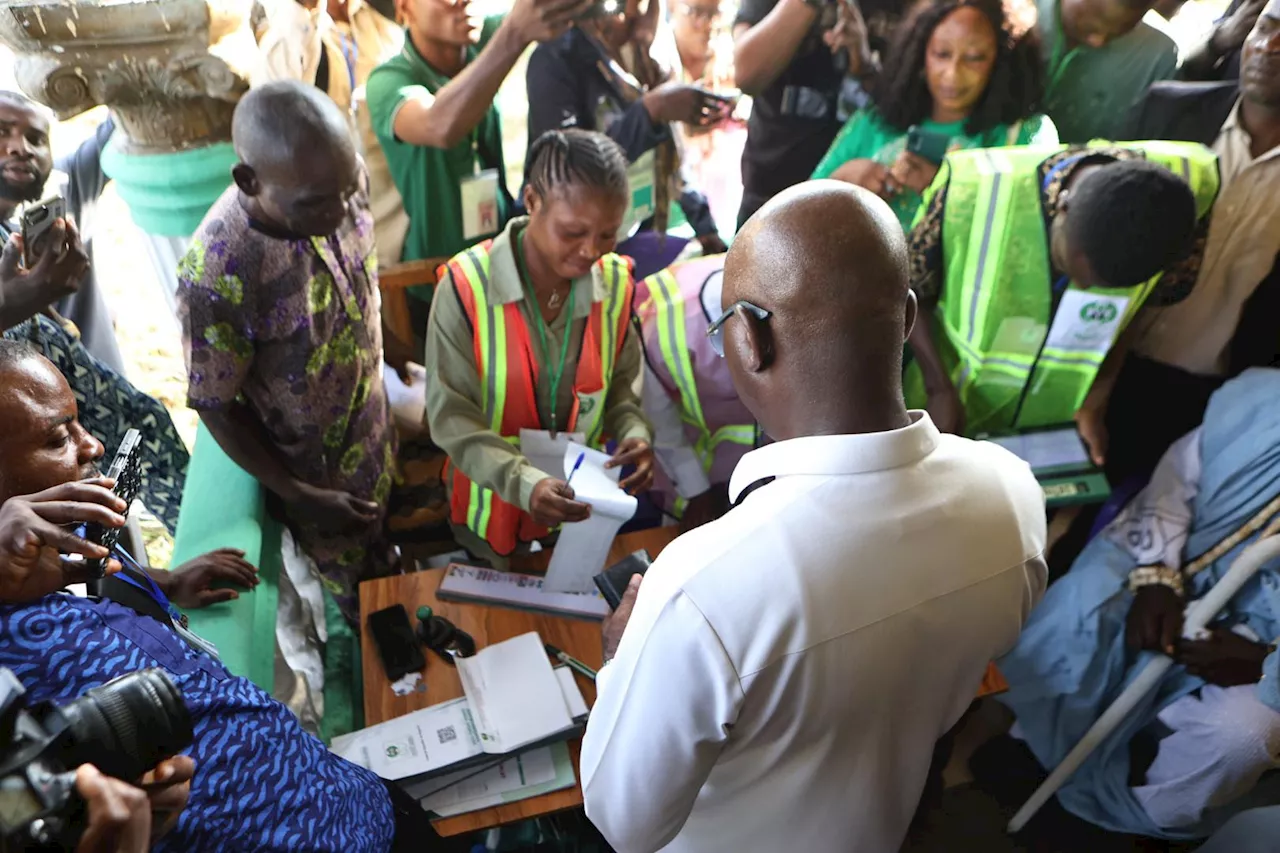 OndoDecides2024: Aiyedatiwa votes at Obenla, commends electorate
