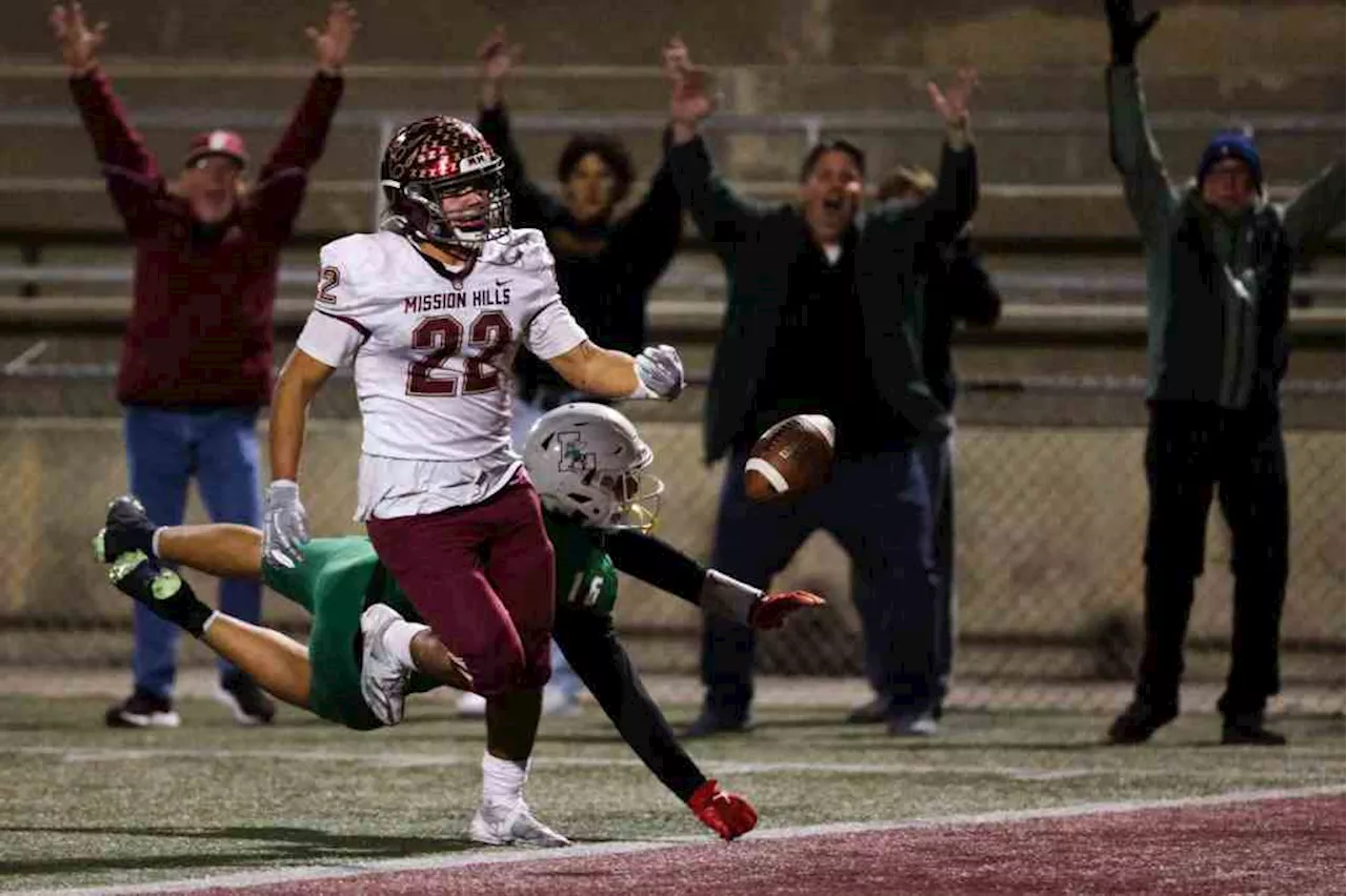 Lincoln beats Mission Hills in Open Division playoff thriller following controversial fumble call