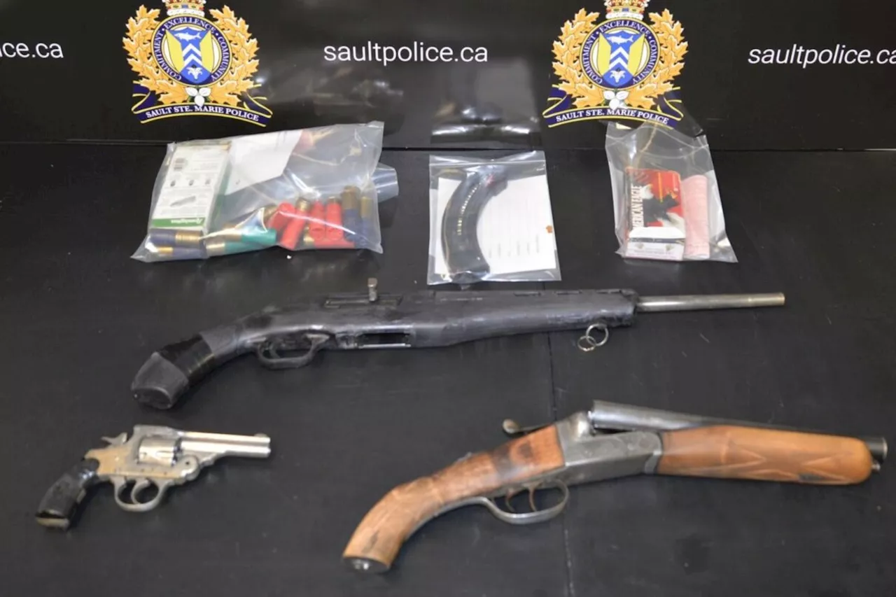 Judge tosses evidence in guns and drugs case