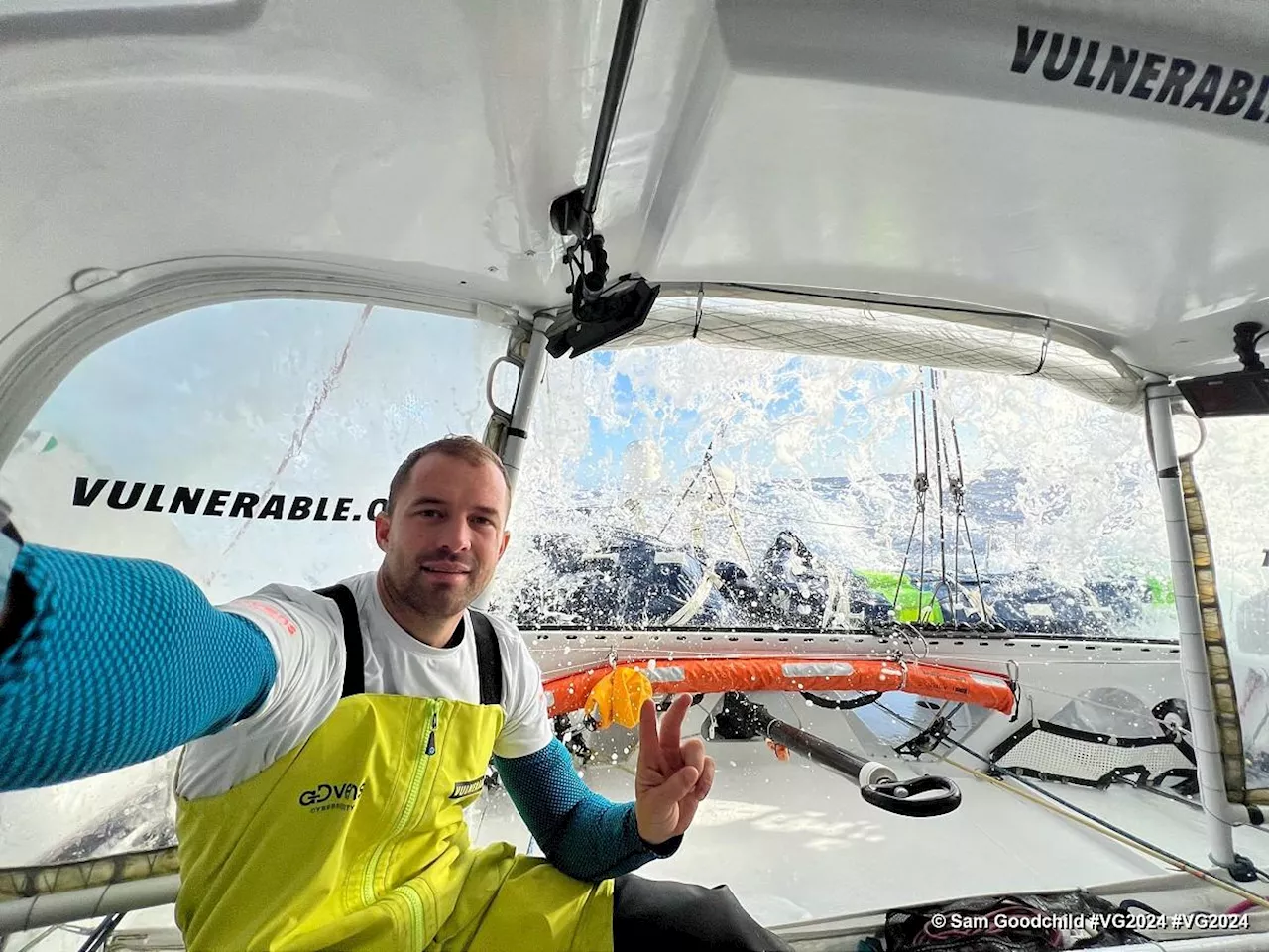 Vendée Globe. « Sam Goodchild n’a pas fait un truc à l’envers depuis le départ » salue Pascal Bidégorry