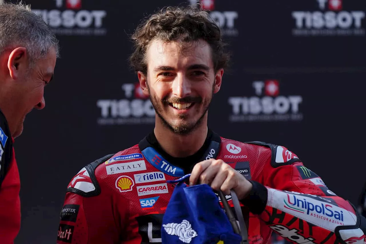 Bagnaia wins Barcelona MotoGP sprint to take season to final race