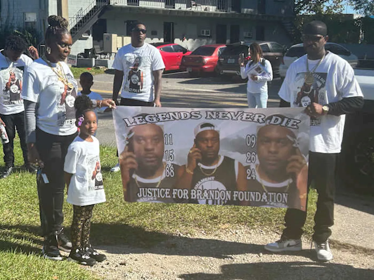 MAD DADS, loved ones of Jacksonville man killed during Hurricane Helene canvass neighborhood searching for answers