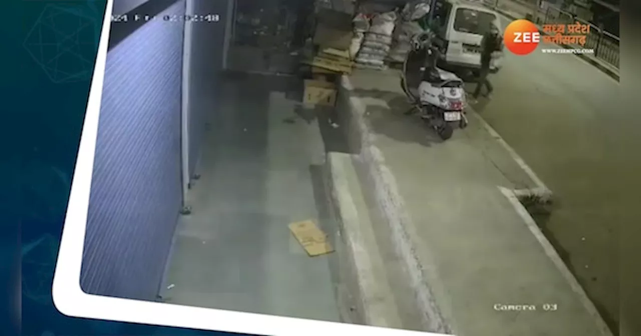 video-जबलपुर में 45 सेकंड में हुई बाइक चोरी, वारदात CCTV कैमरे में हुई कैद