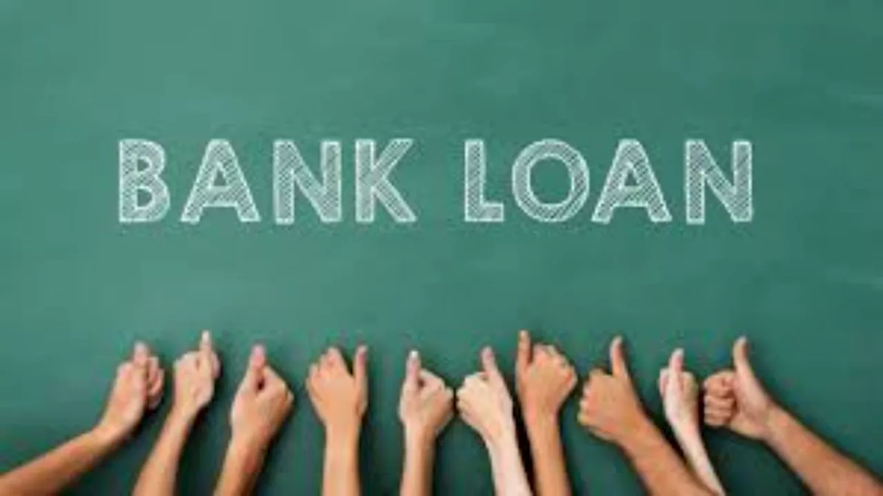 Loan Interest Rates: బ్యాంక్ లోన్ తీసుకునే ప్లాన్‎లో ఉన్నారా? SBI, HDFC, ICICI, కెనరా బ్యాంక్ సహా దేంట్లో వడ్డీ రేట్లు ఎలా ఉన్నాయంటే?