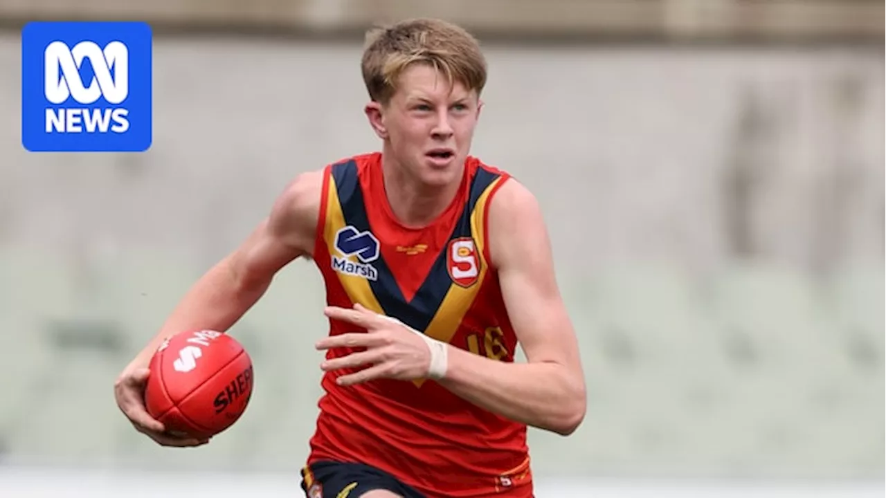 Teen country footballers go the extra mile in bid to be drafted to the AFL