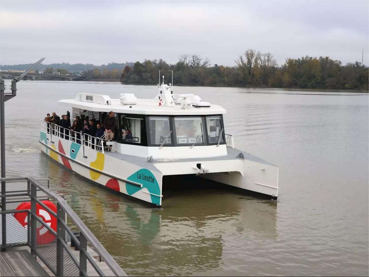 Avec la modification des lignes du Bato à Bordeaux, ces habitants se sentent 'oubliés et méprisés'