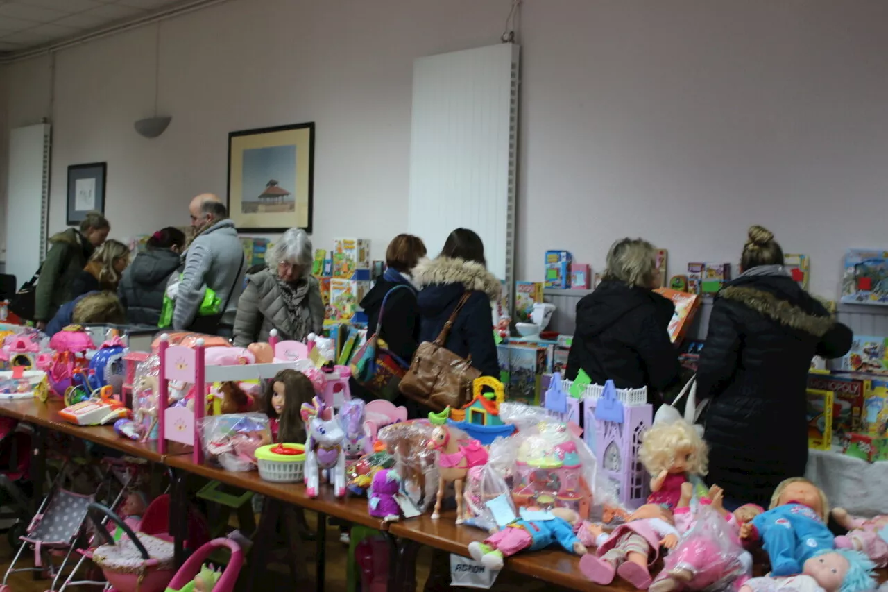 Une bourse aux jouets, livres enfants, articles de sport et vidéo enfants à Oisseau-le-Petit