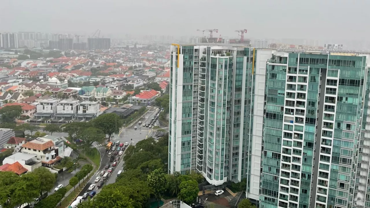 Heavy rain triggers flash flood near Bugis, warnings in several locations