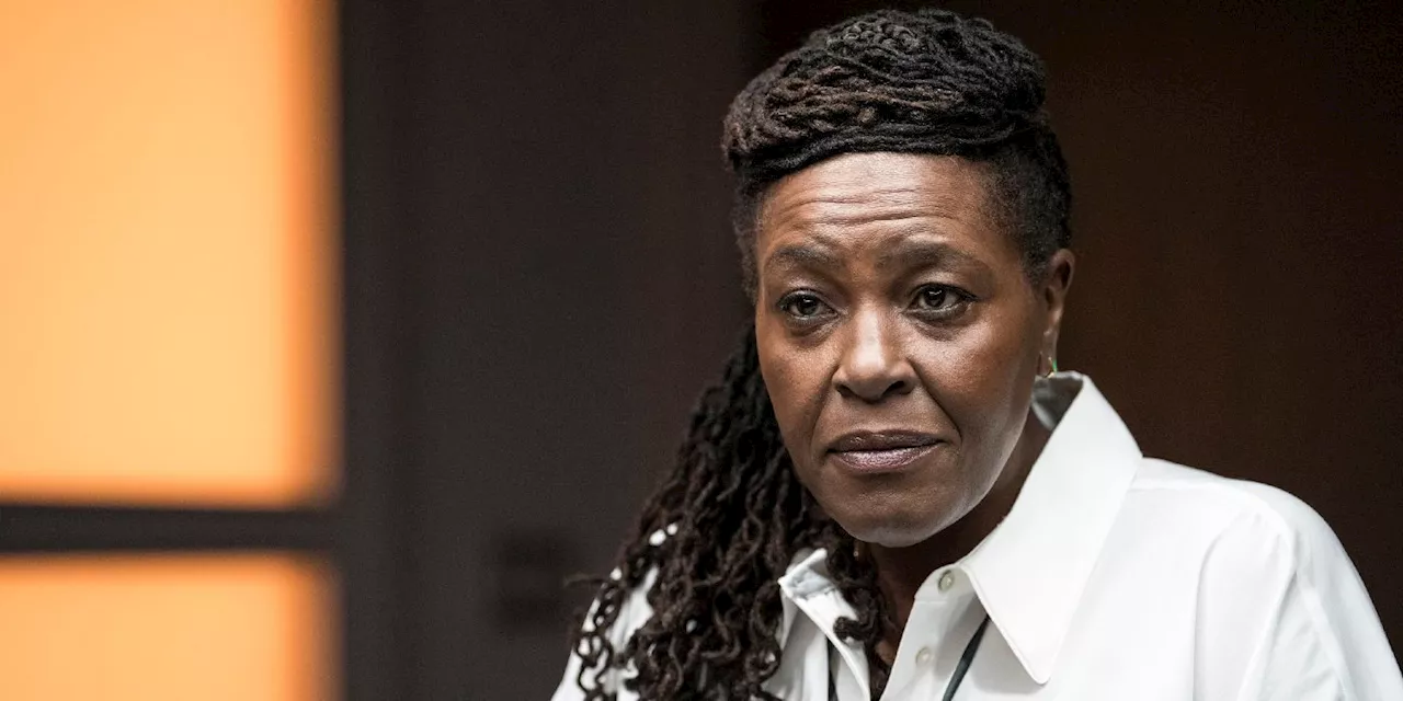 'Inspector Ellis' Sneak Peek Has Sharon D Clarke Interrogating an Internet Sleuth [Exclusive]