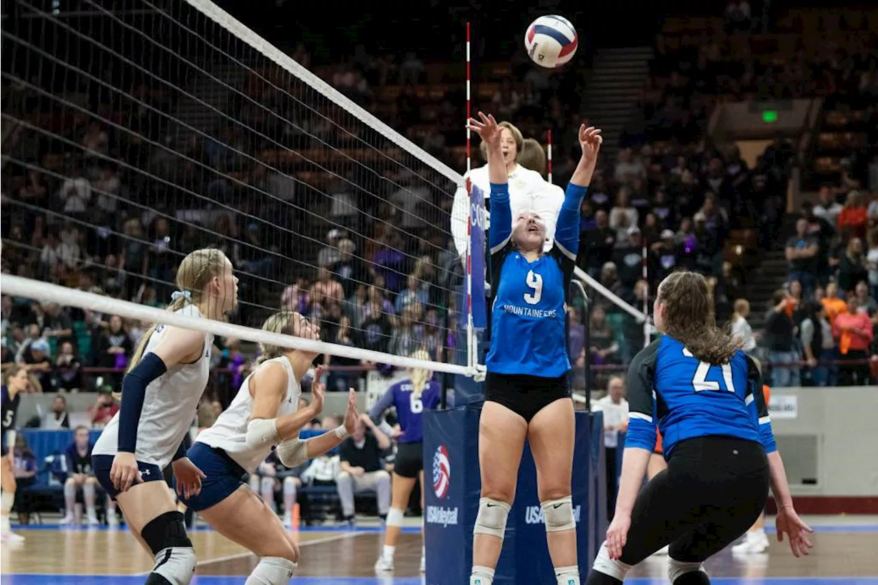 Village Mountaineers rally to stun Platte Valley for Class 3A volleyball title