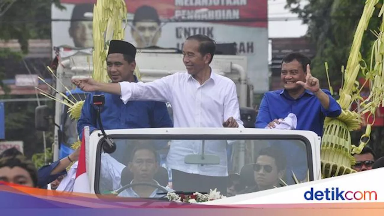 Kampanye Bareng Luthfi-Taj Yasin di Purwodadi, Jokowi Bagikan Kaus