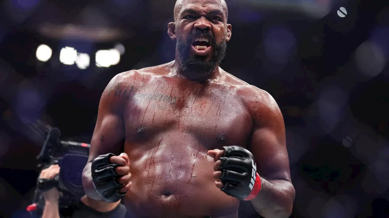 Jon Jones domina Stipe Miočić e mantém o cinturão dos pesos pesados no UFC 309