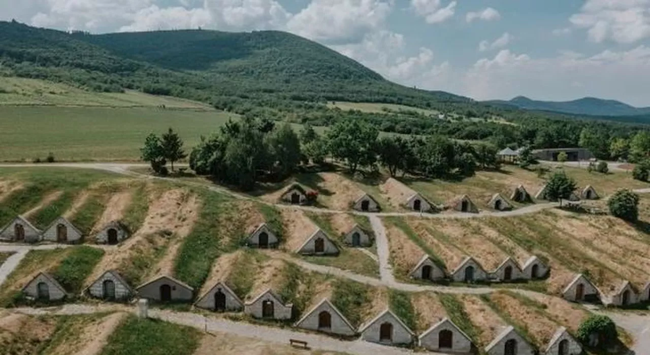 La regione del Tokaj in Ungheria tra vino, castelli e cantine (quasi) fiabesche