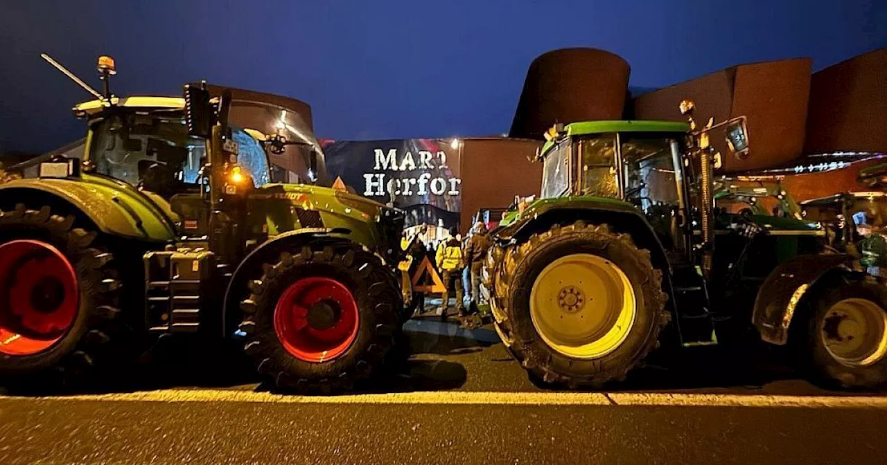 Wochenrückblick: Landwirte protestieren gegen ICE-Trasse und ein Modehaus schließt