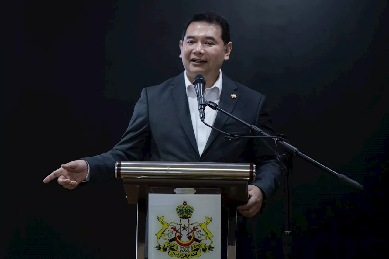 Govt discussed issue of removing packet cooking oil subsidy, says Rafizi