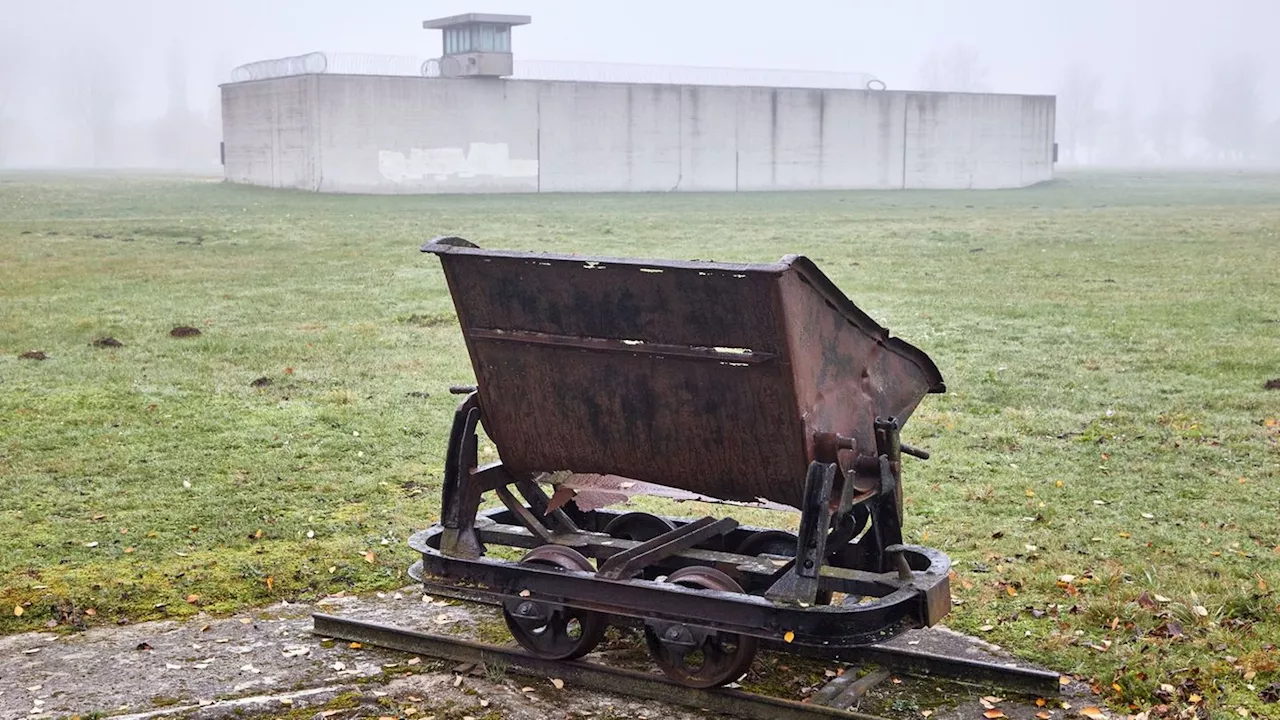 Volkstrauertag: Tschentscher legt Kranz in KZ-Gedenkstätte Neuengamme nieder