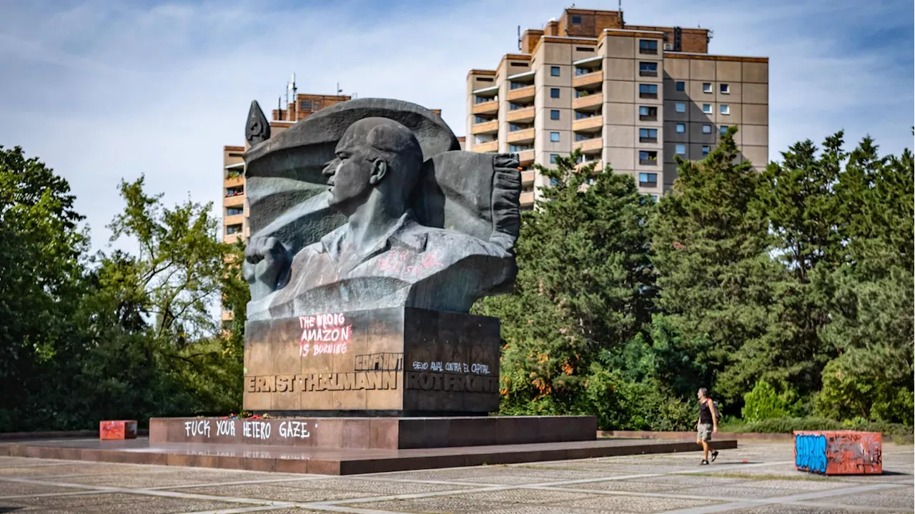 Hamas-Dreieck und Judenhass: Thälmann-Denkmal und evangelische Kirche in Berlin beschmiert