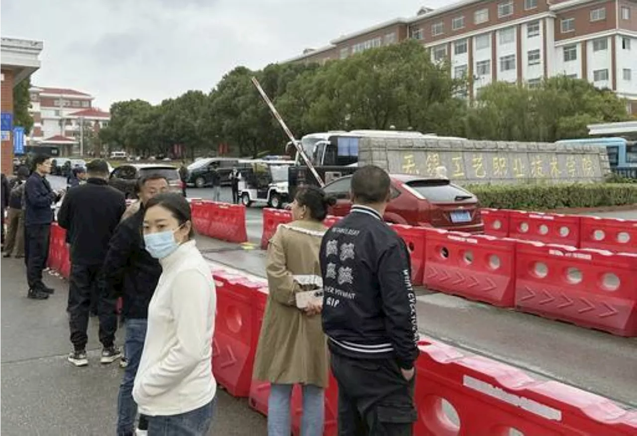 8 killed, 17 injured in China knife attack