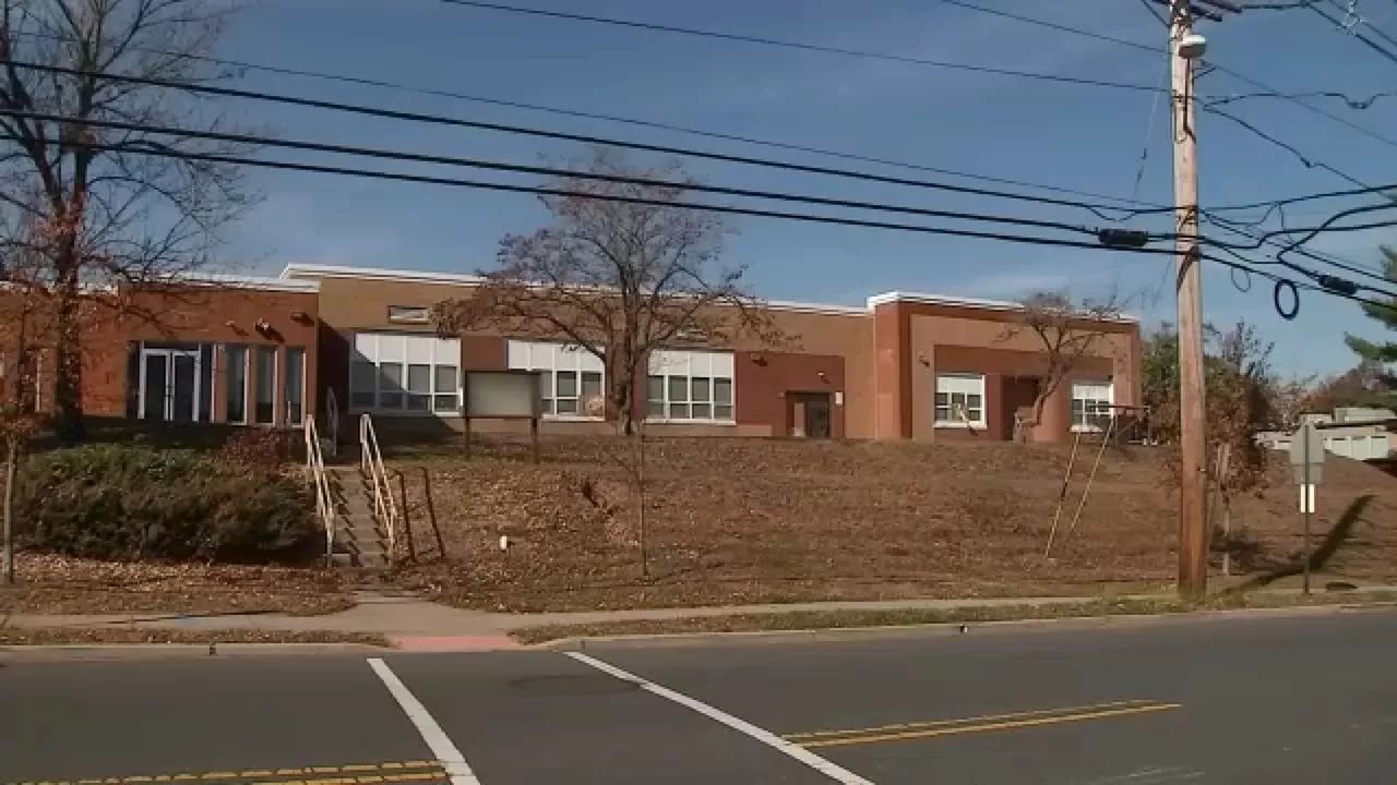 Students from mold-tainted elementary school finishing school year at Kean University