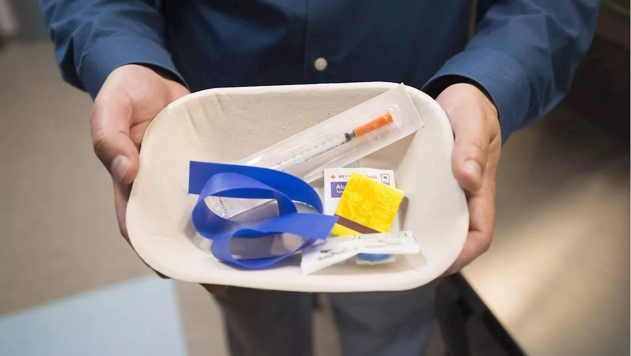 Vancouver Island doctors set up overdose prevention sites without government blessing