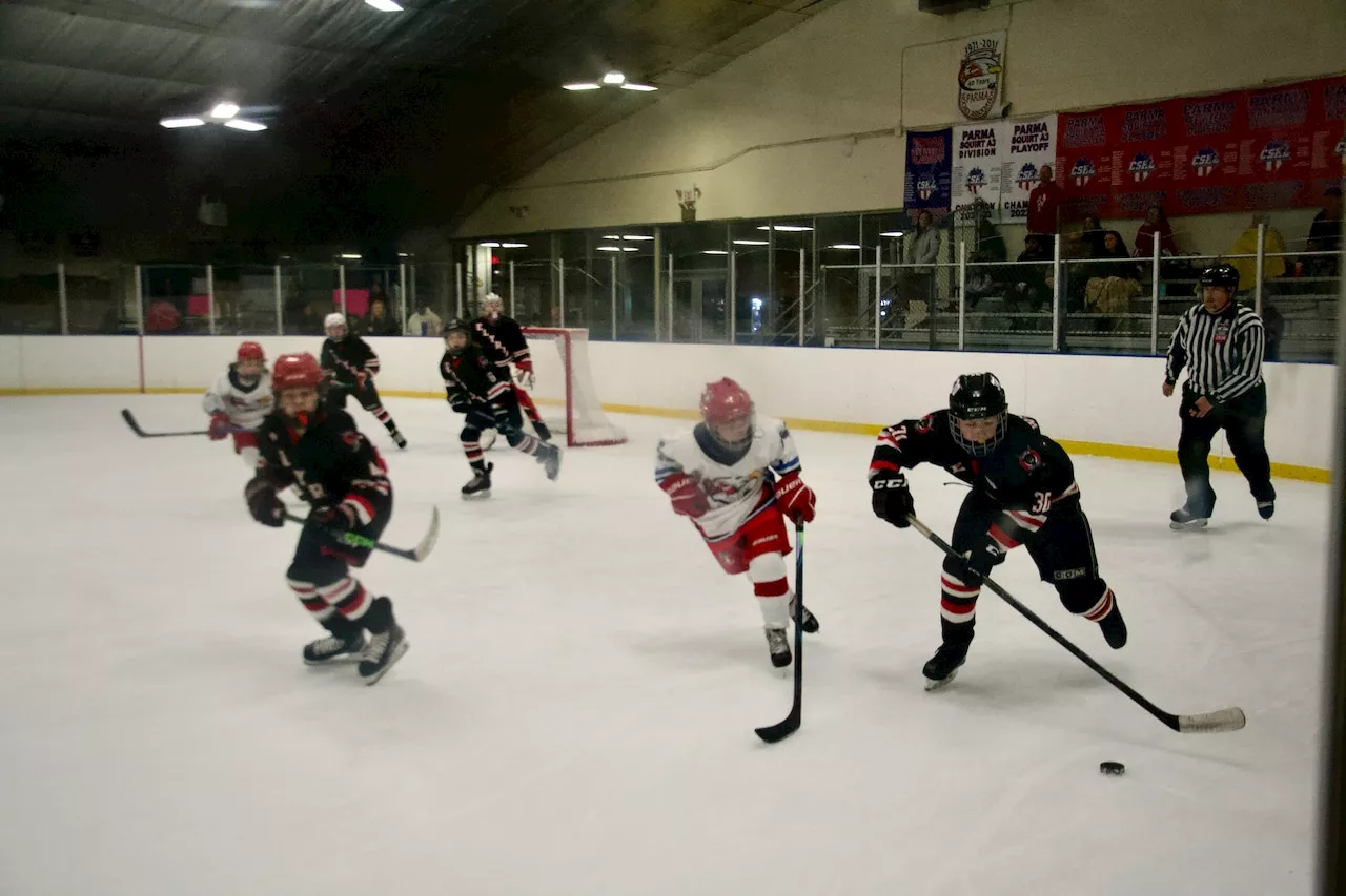 Greater Cleveland youth hockey league’s first all-girls team narrowly escapes disqualification