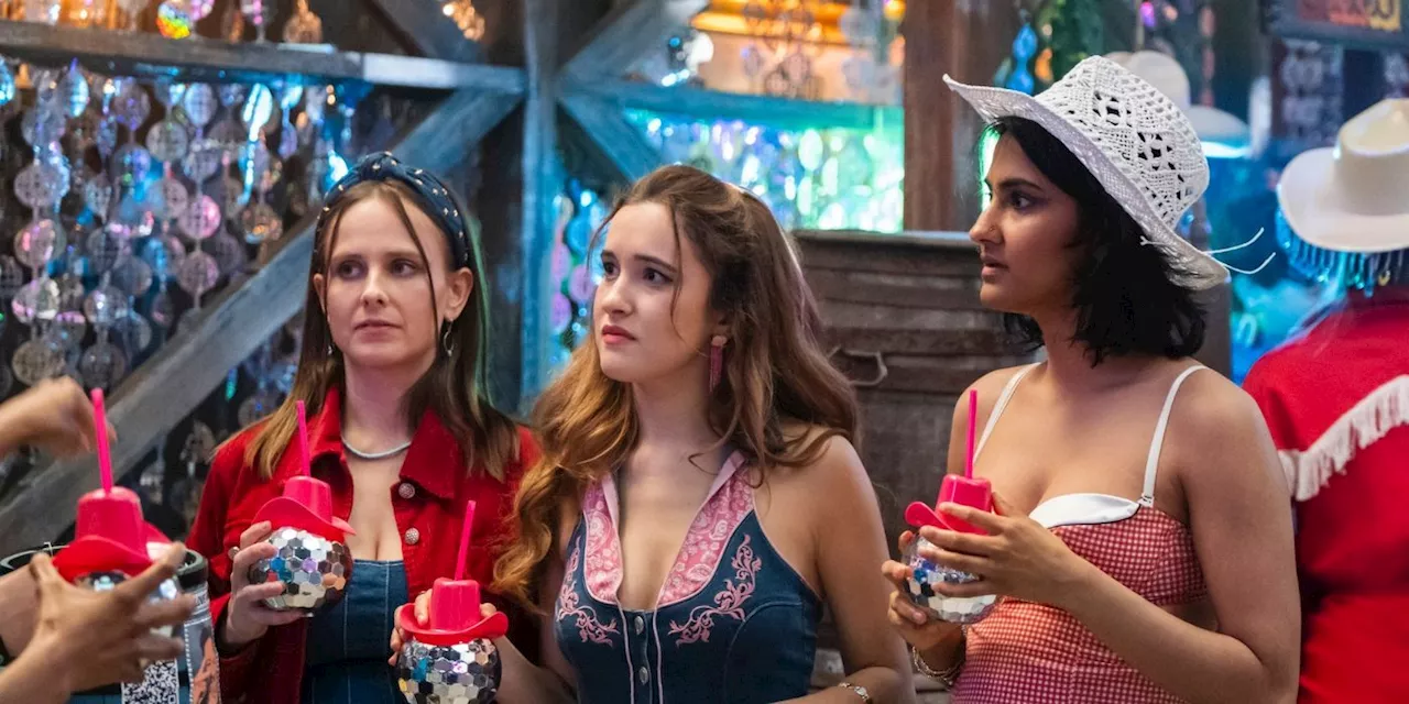 'The Sex Lives of College Girls' Season 3 Review - Renee Rapp's Swan Song Is No Sophomore Slump