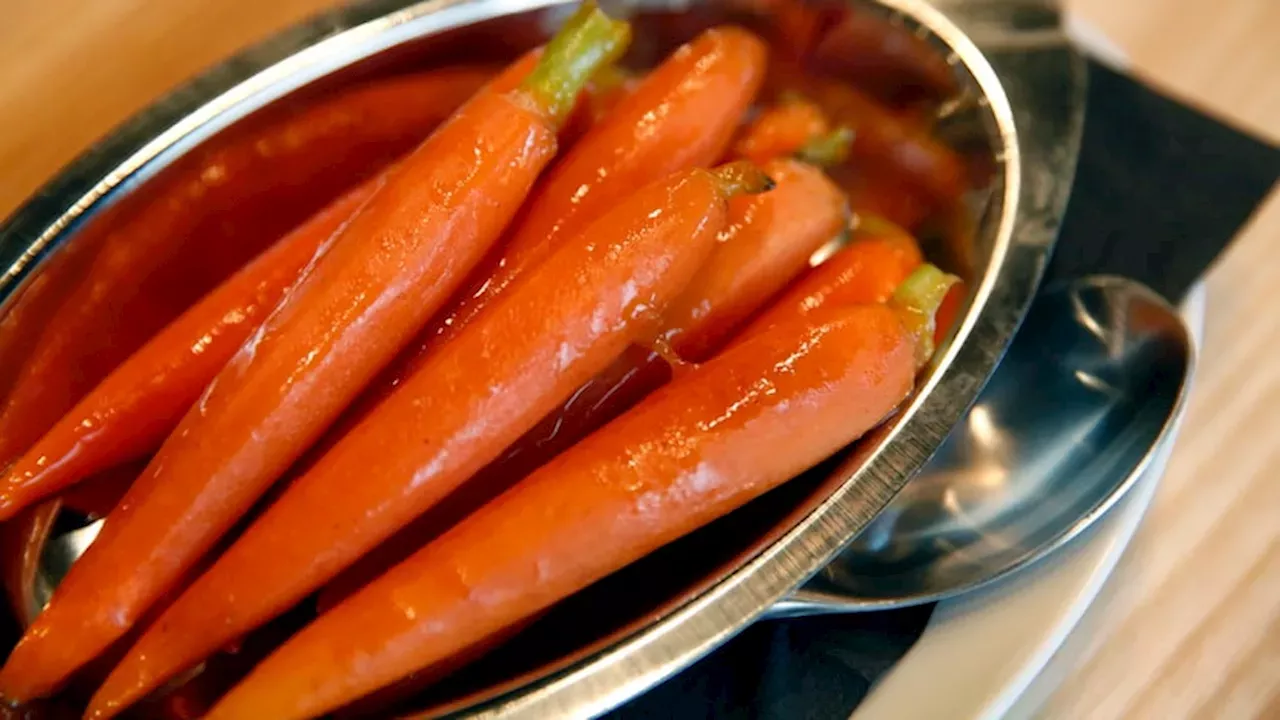 Organic carrots linked to national E. Coli outbreak that left 1 dead, several others sick