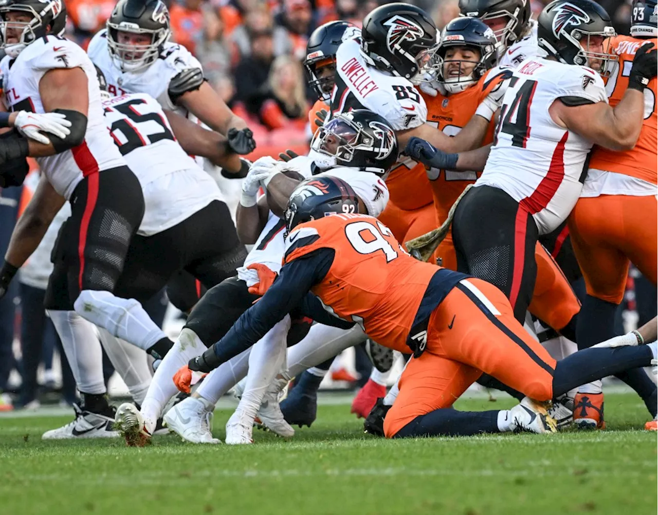 Broncos shut down RB Bijan Robinson in dominating win over Falcons