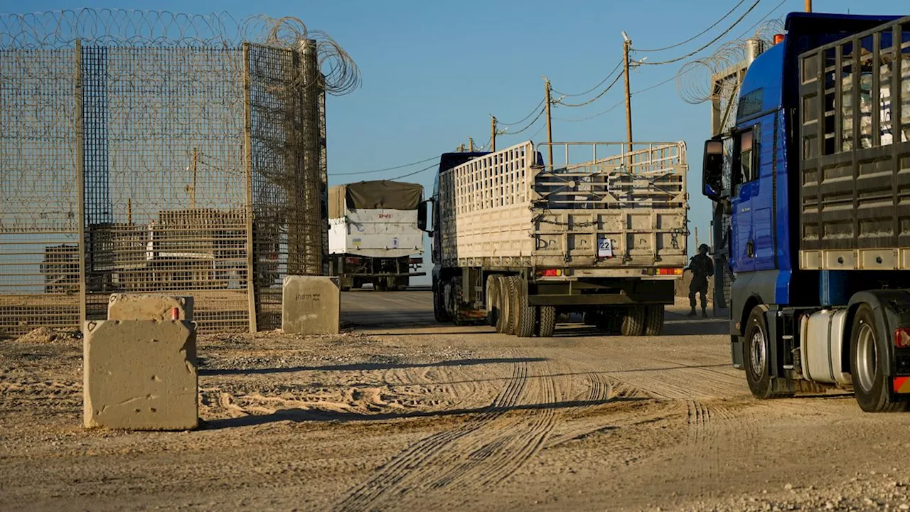 Hilfe für Gaza: Banden plündern wohl 100 Lastwagen mit Lebensmitteln