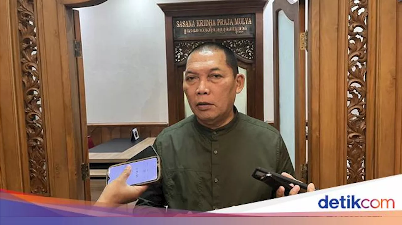 Cawalkot Solo Teguh Prakosa Dilaporkan ke Bawaslu soal Dugaan Bagi-bagi Uang