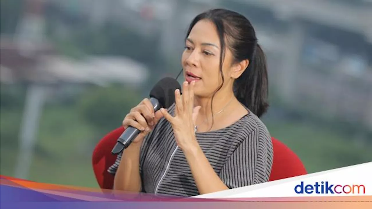 Dee Lestari Ngaku Hobi Mengkhayal, Kini Sukses Jadi Penulis