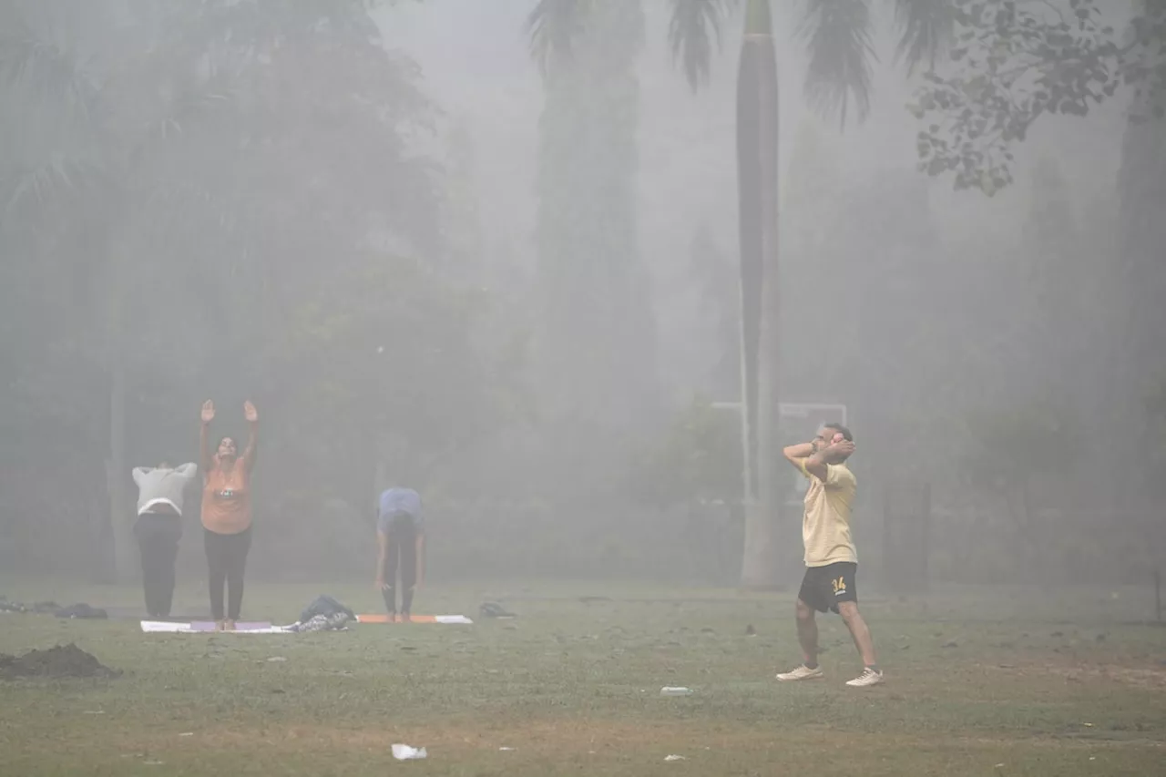 New Delhi closes schools, bans construction as air pollution reaches worst level this season