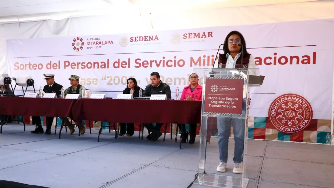 Aleida Alavez llama a clase 2006 y remisos del SMN a honrar a la patria