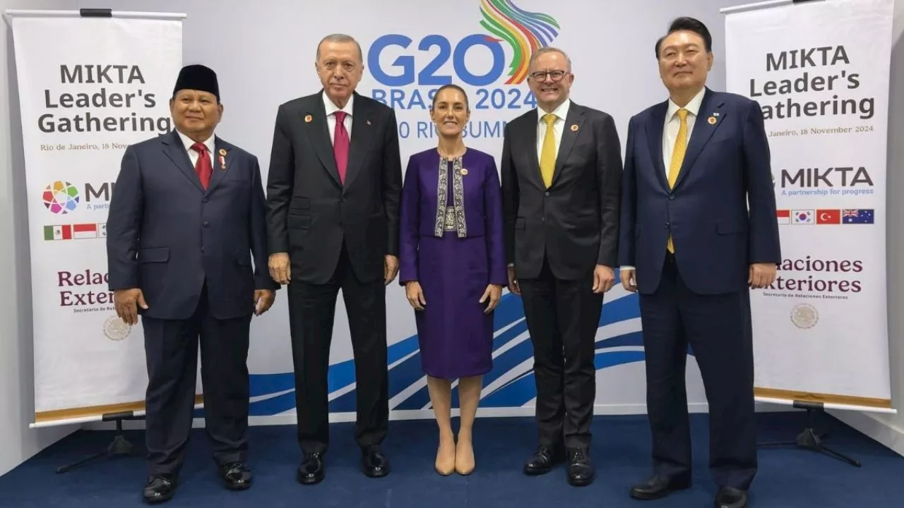 Presume Sheinbaum reformas constitucionales en el G20; pide mayor democracia para construir paz