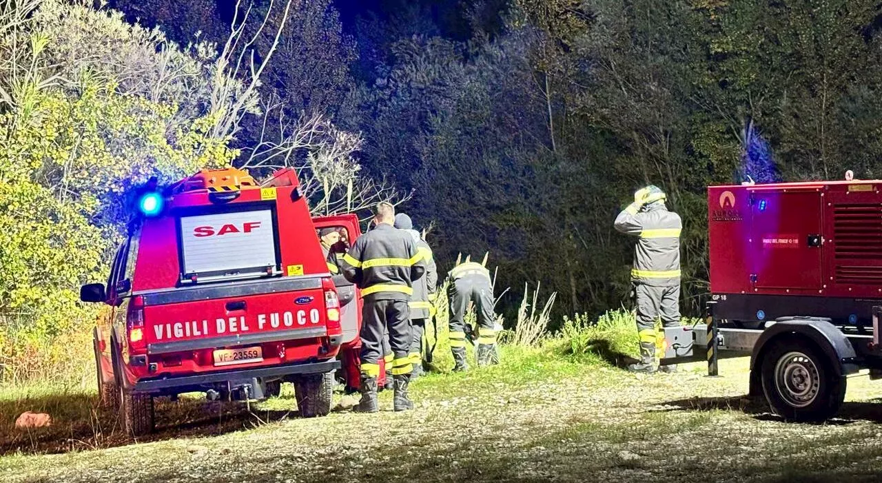 Cadavere senza nome ripescato nella notte dalle acque del Sangro