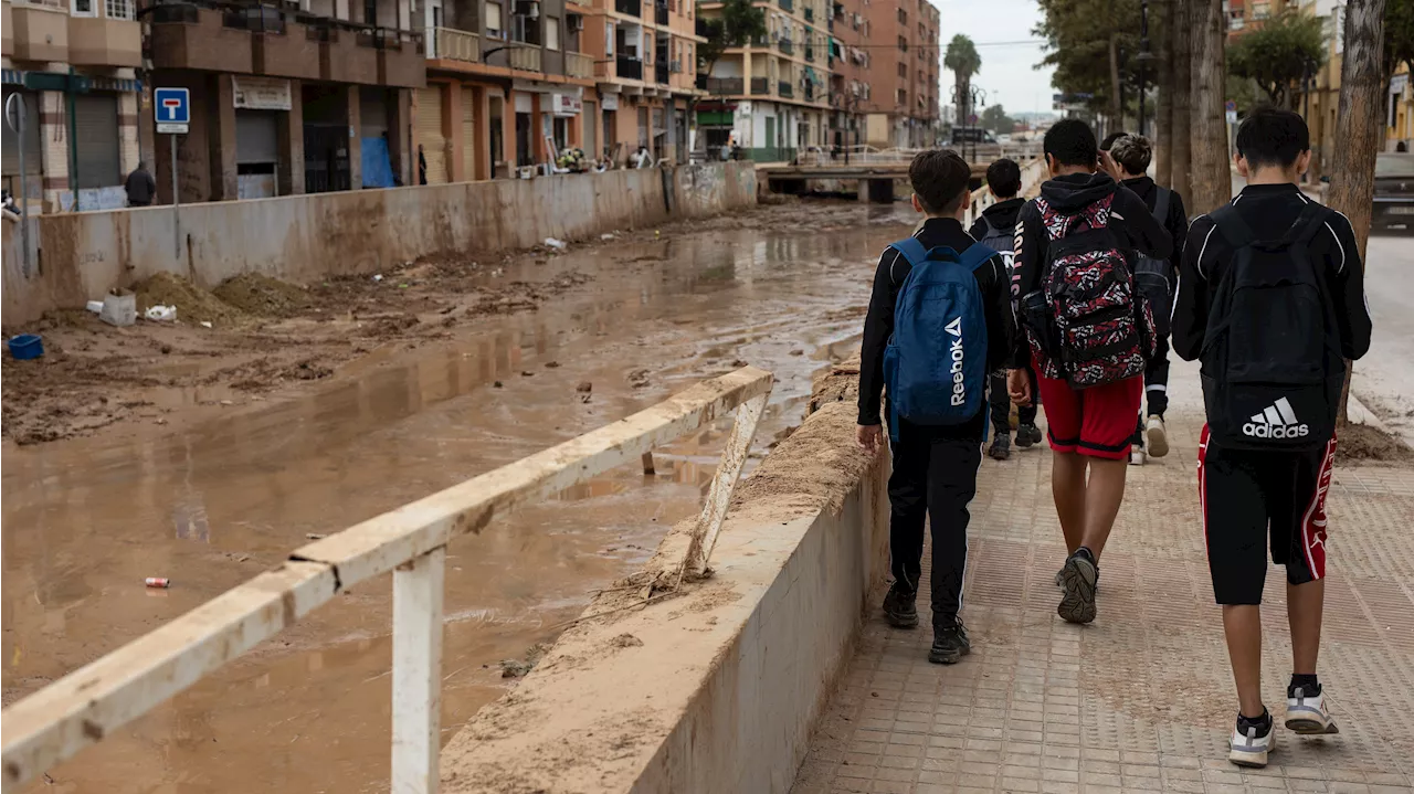 Última hora de la DANA en España | Reabren 30 colegios en Valencia