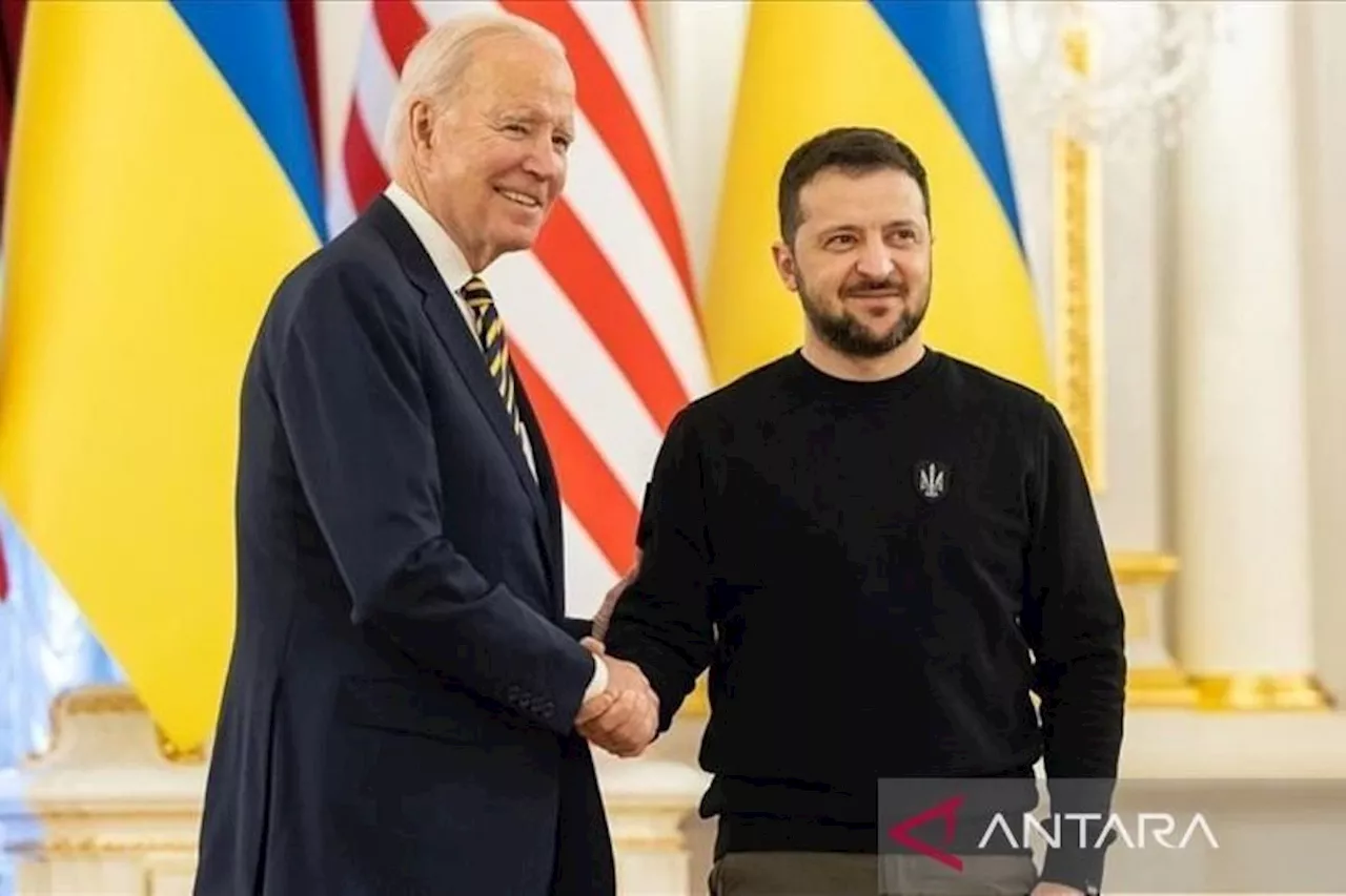 Joe Biden Izinkan Ukraina Pakai Rudal Jarak Jauh AS untuk Serang Rusia