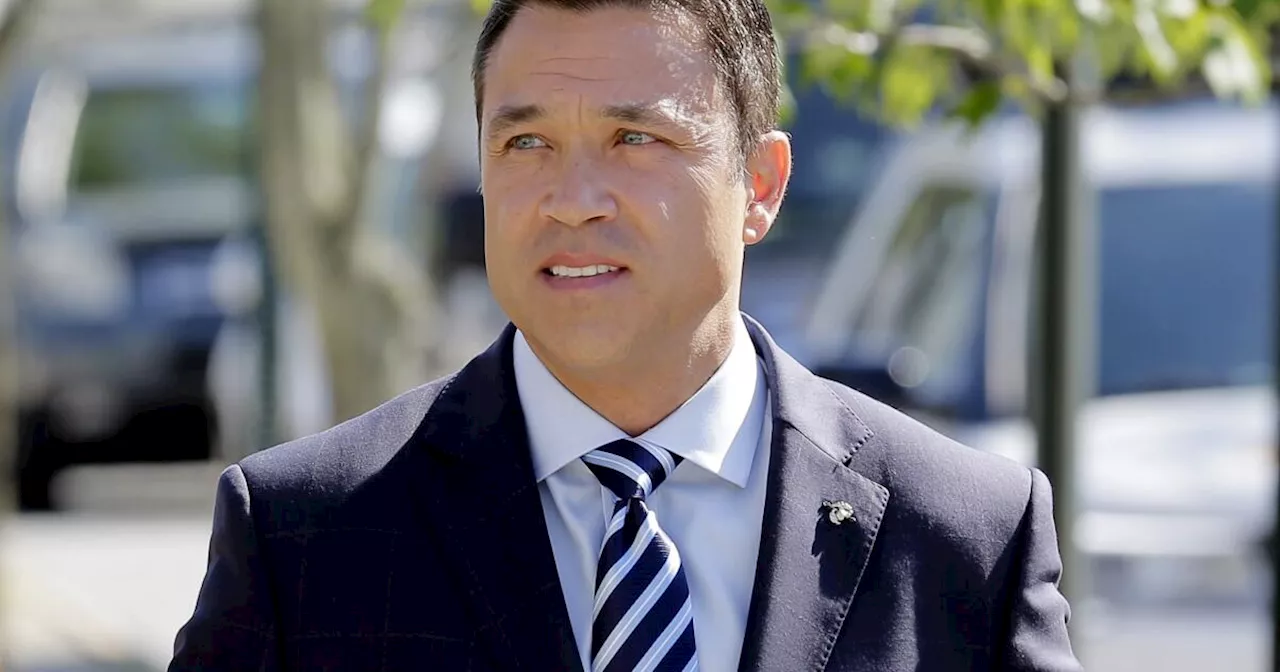 EEUU: Michael Grimm, exrepresentante condenado por fraude, queda paralítico por caída de caballo