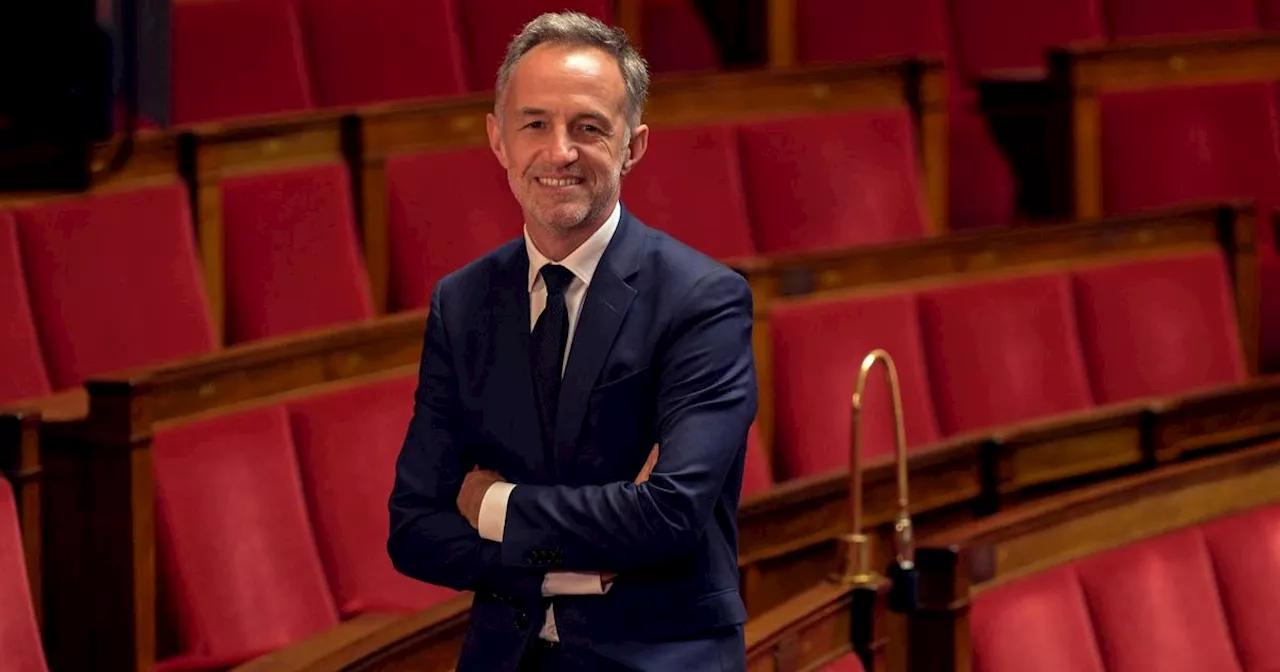 Municipales 2026 : Emmanuel Grégoire, ancien premier adjoint d’Anne Hidalgo, déclare sa candidature à Paris