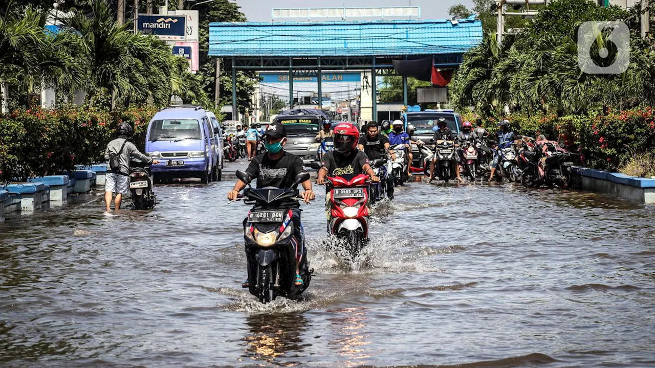 Banjir Rob, 1 RT dan 4 Ruas Jalan di Jakarta Utara Masih Tergenang