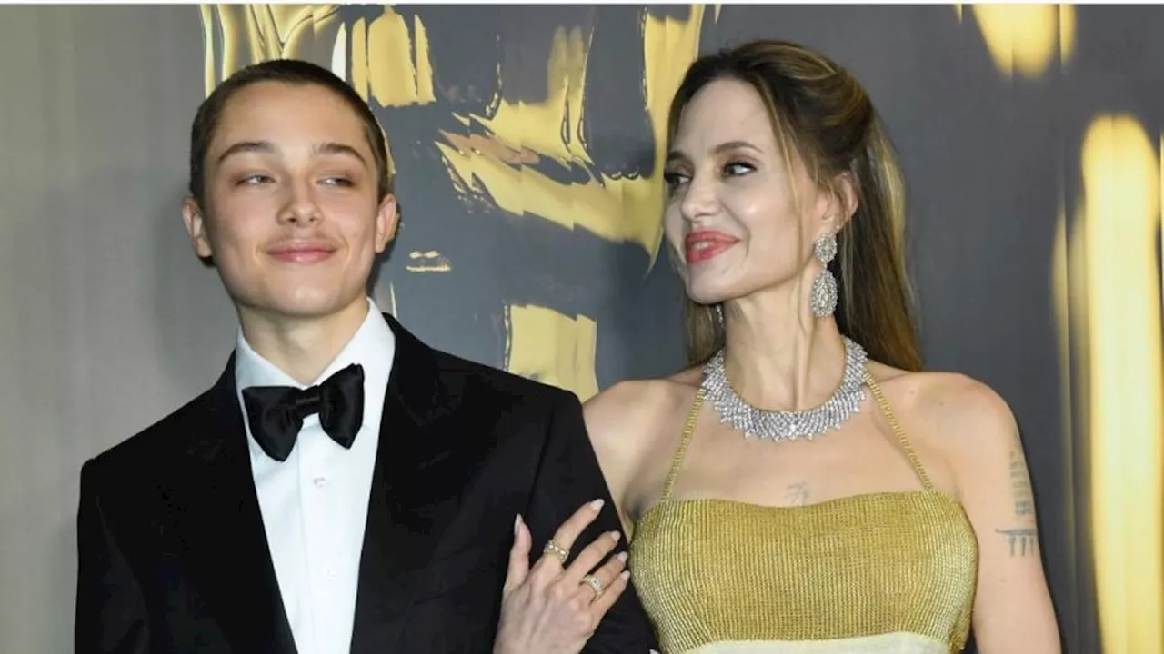 Penampilan Langka Knox Jolie-Pitt di Karpet Merah: Lebih Mirip Angelina Jolie atau Brad Pitt?