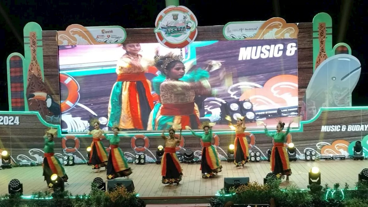 Penampilan Tarian Ronggeng Paser Meriahkan Festival Mahakam 2024