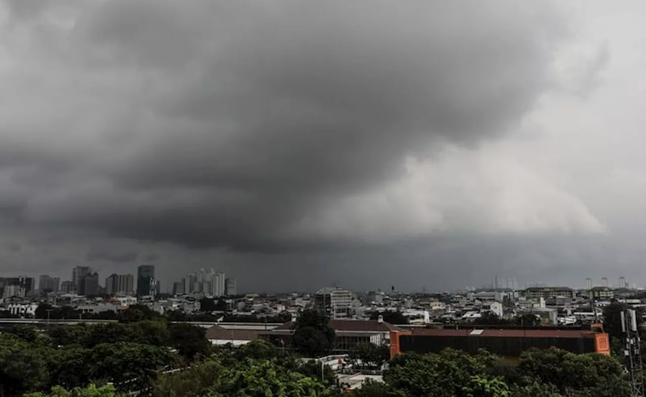 BMKG Imbau Waspadai Cuaca Ekstrem dan Bencana Hidrometeorologi