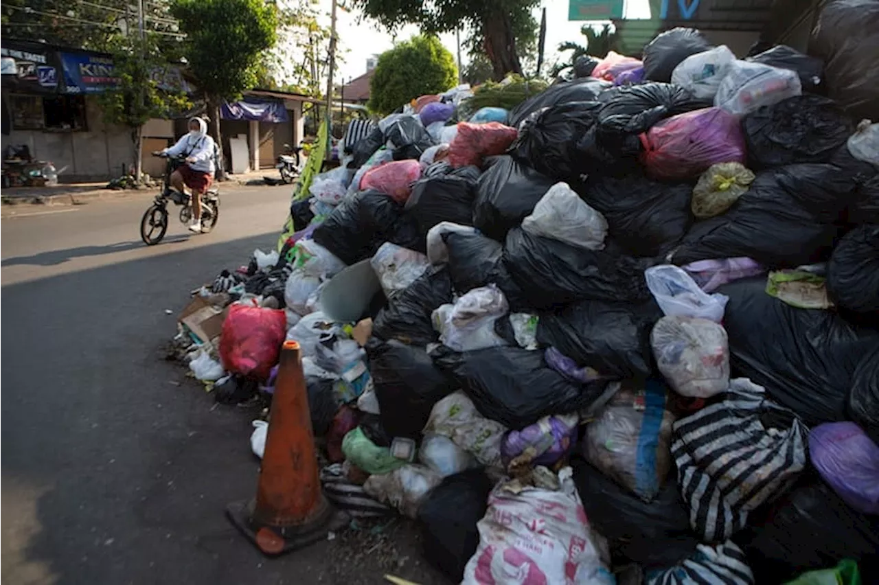 Menteri Lingkungan Hidup Nilai Pemerintah Daerah Tak Serius Tangani Sampah di Yogyakarta