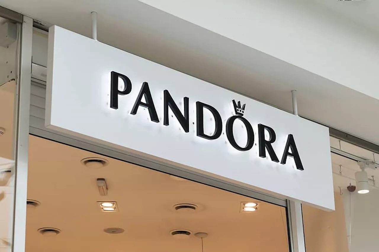 Muestra el “súper” descuento de Pandora por el Buen Fin y consumidoras no lo creen