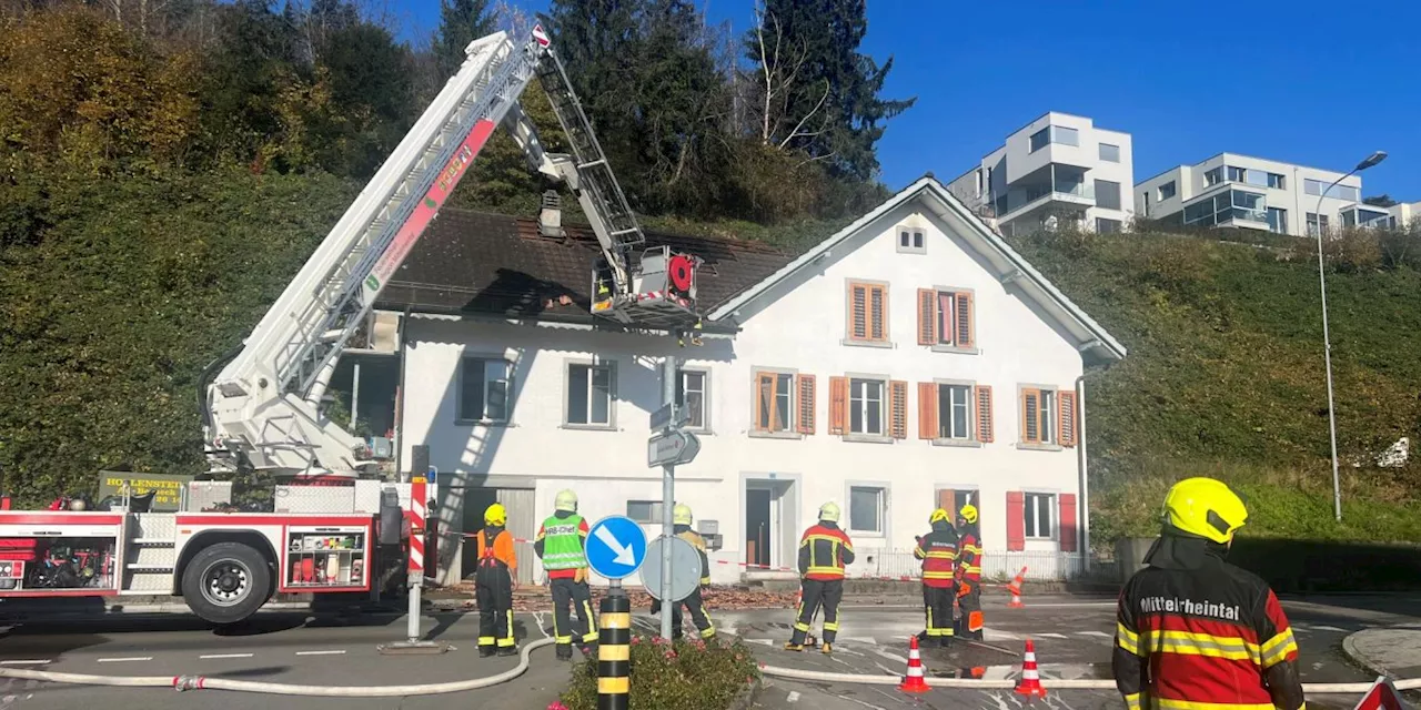 Brandstiftung vermutet: Feuer in leerstehendem Haus in Heerbrugg