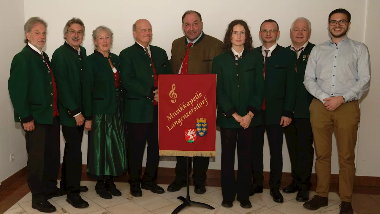 Langenzersdorfer Musikkapelle brillierte im Festsaal