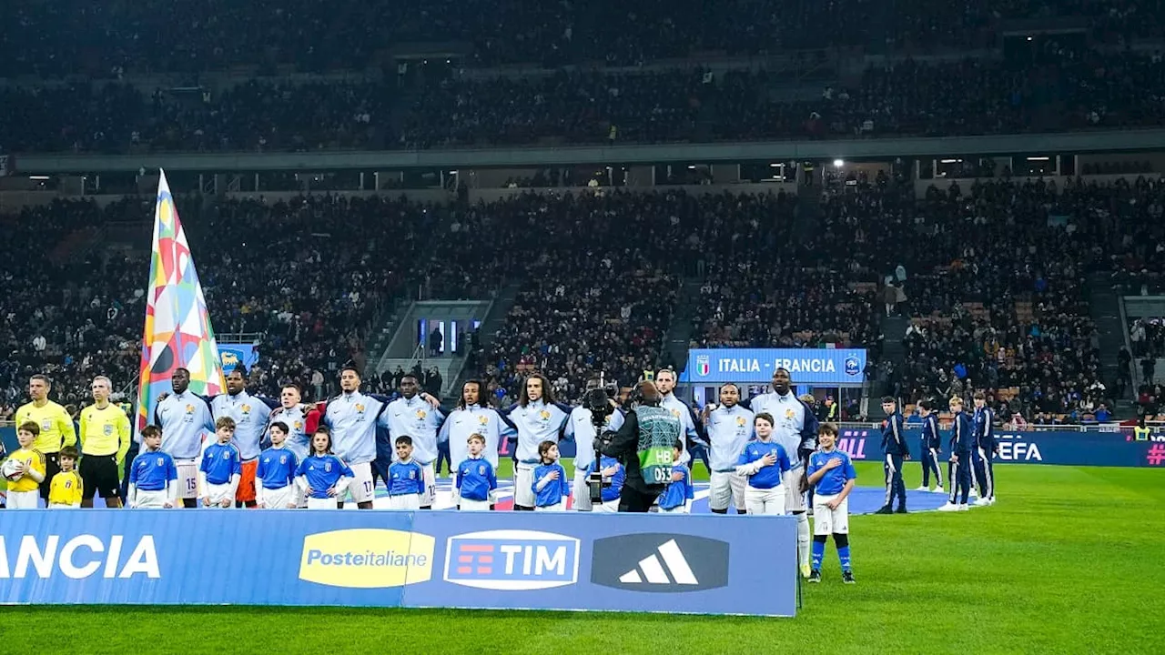 Italie-France: la très belle réaction des joueurs italiens qui applaudissent la Marseillaise, sifflée par...