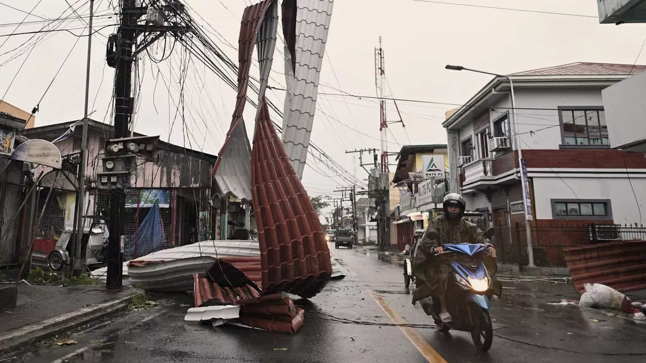 At least eight people dead after Philippines typhooon