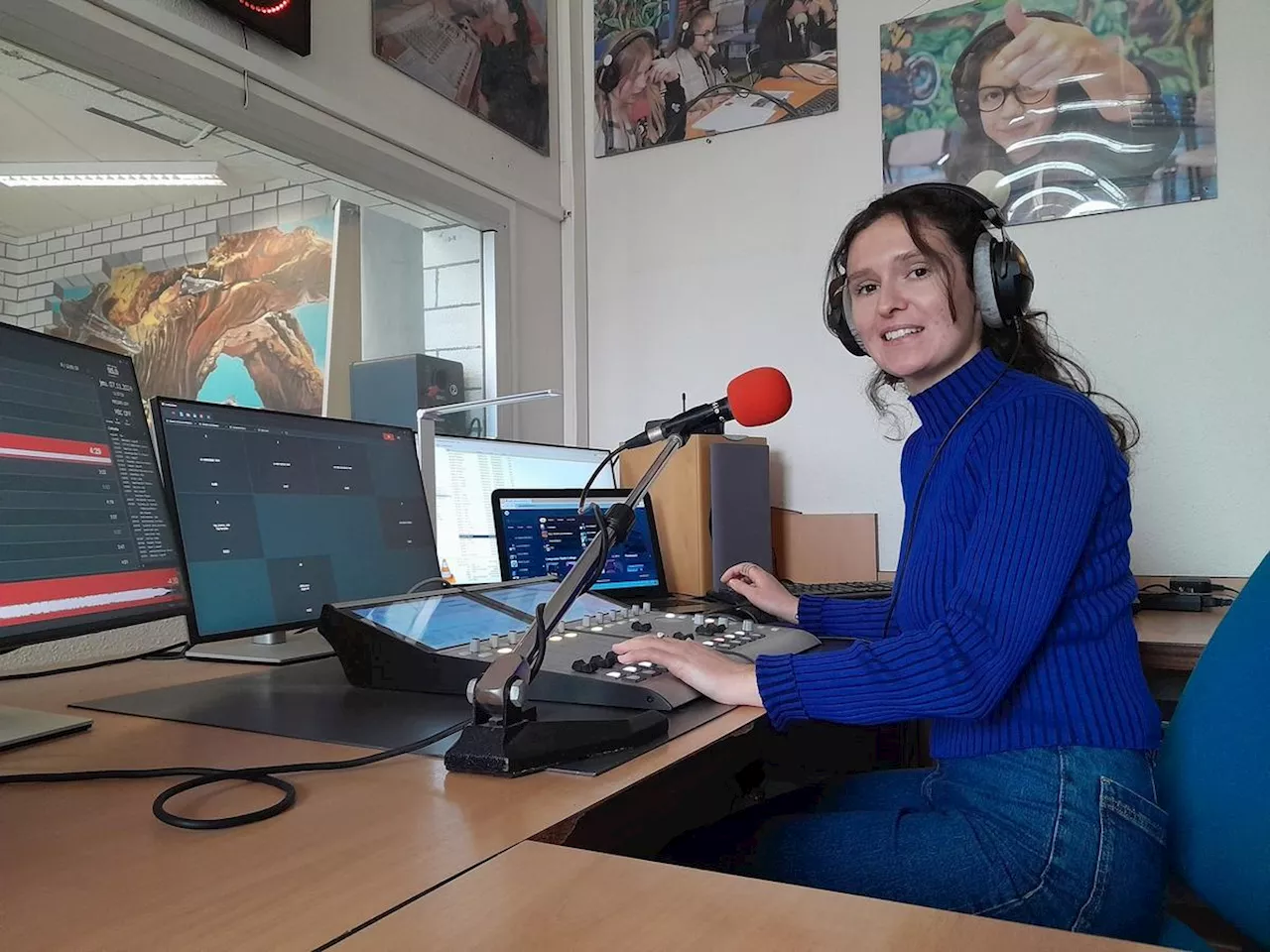 Aytré : Julie Pacreau, la nouvelle voix de la matinale de Radio Collège